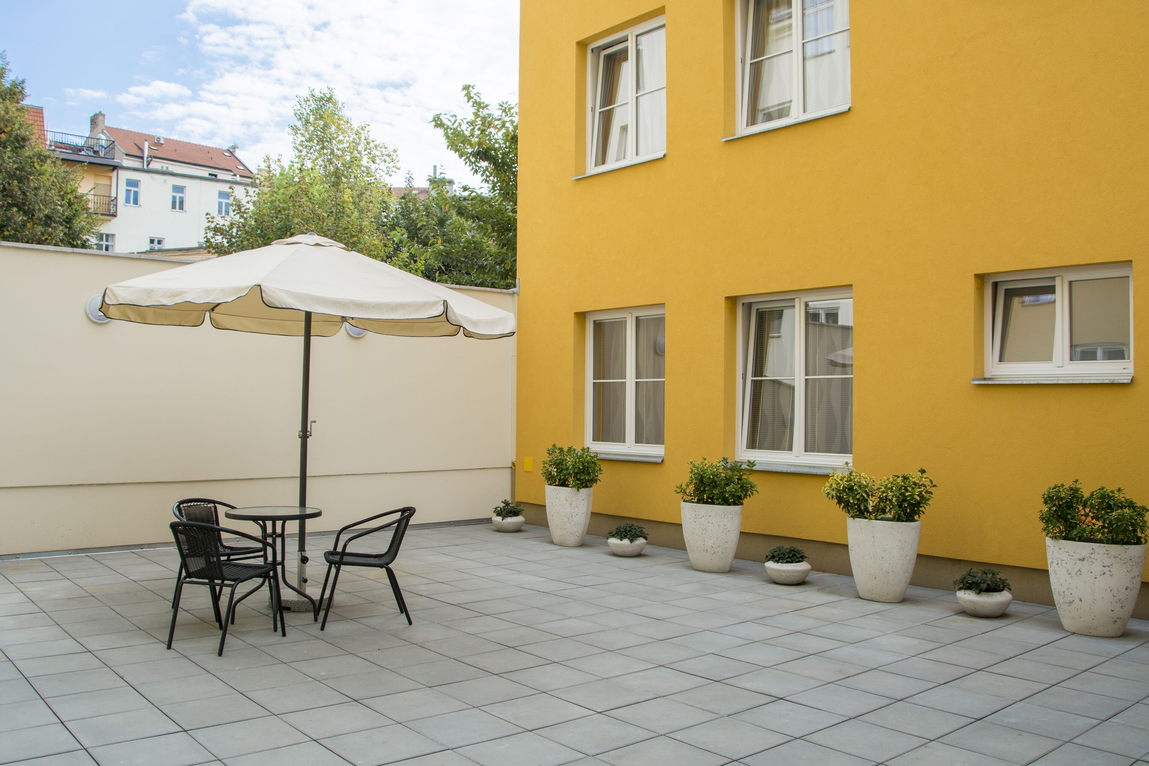 Photo - Limes Apartments