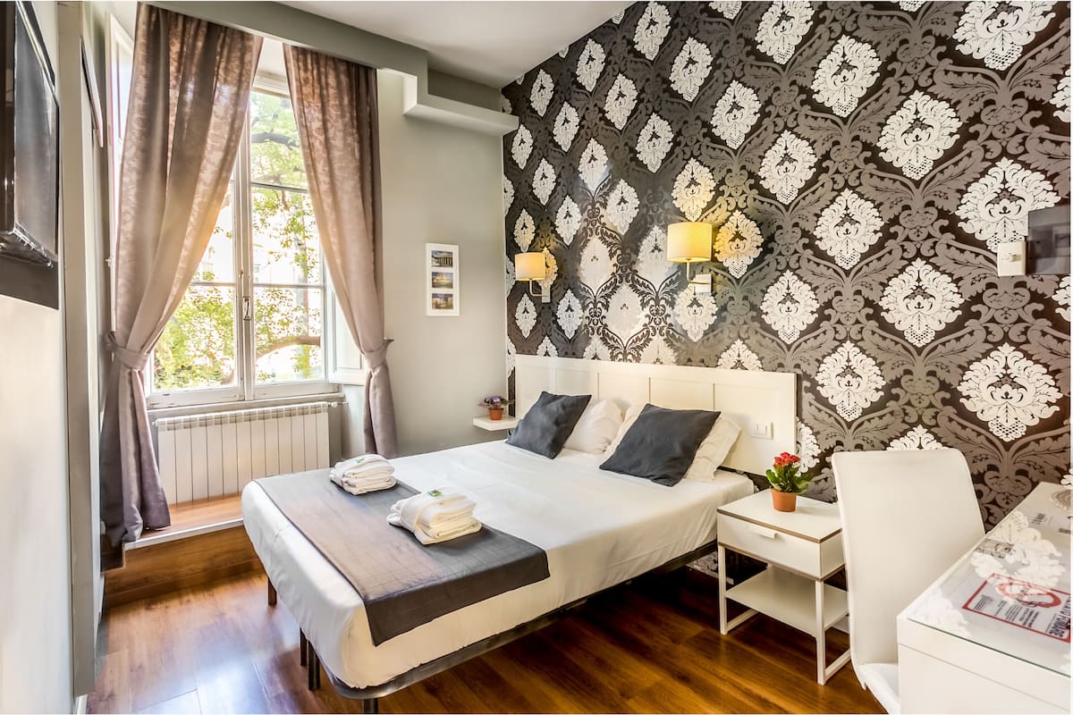 Chambre Double ou avec lits jumeaux (102)