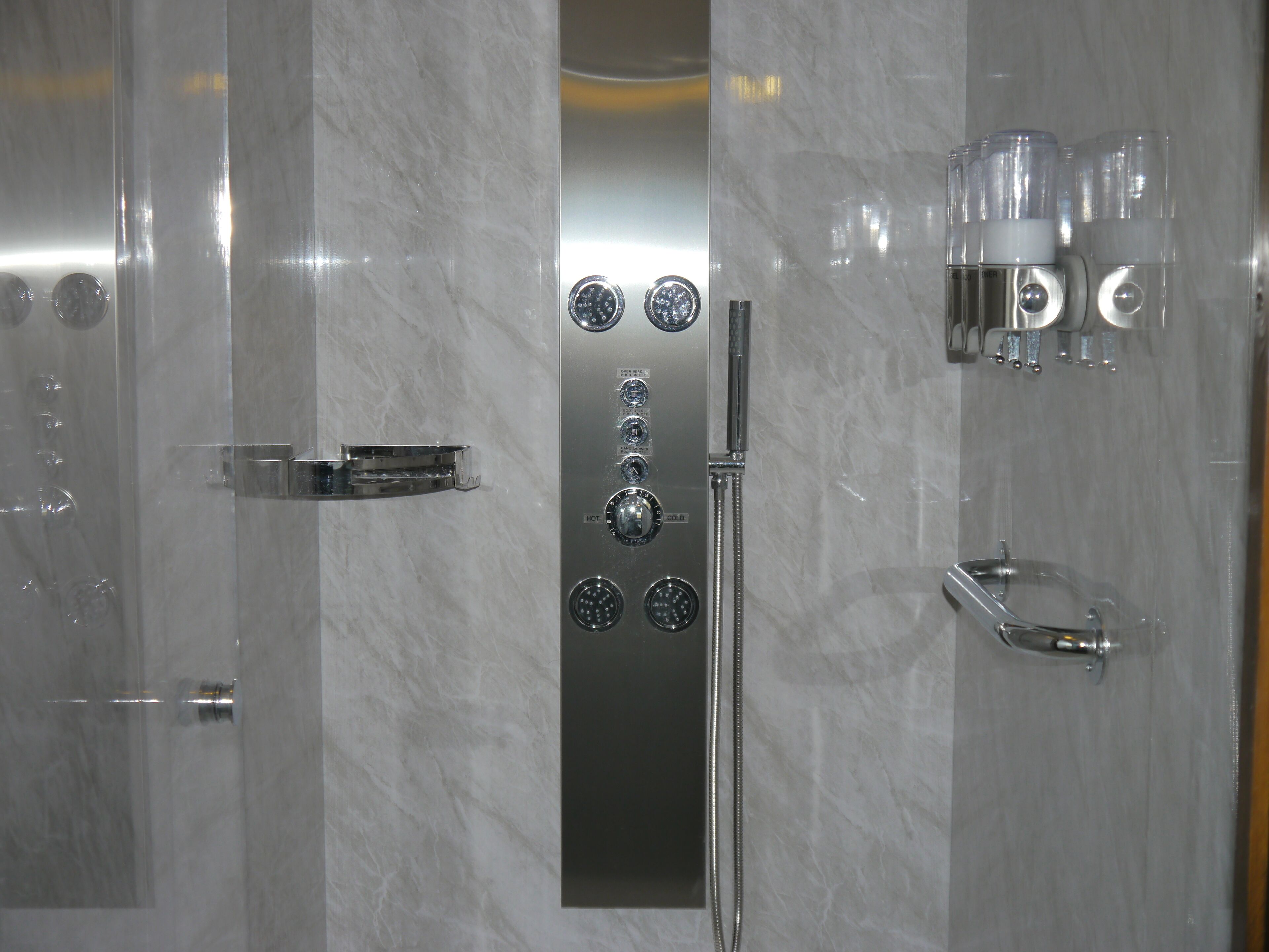 Deluxe suite, 1 kingsize bed, niet-roken | Badkamer met douche
