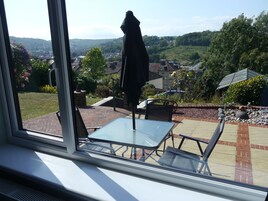 Deluxe Suite, 1 King Bed, Non Smoking | Terrace/patio