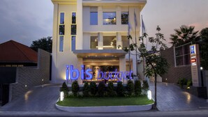 Ngoại thất