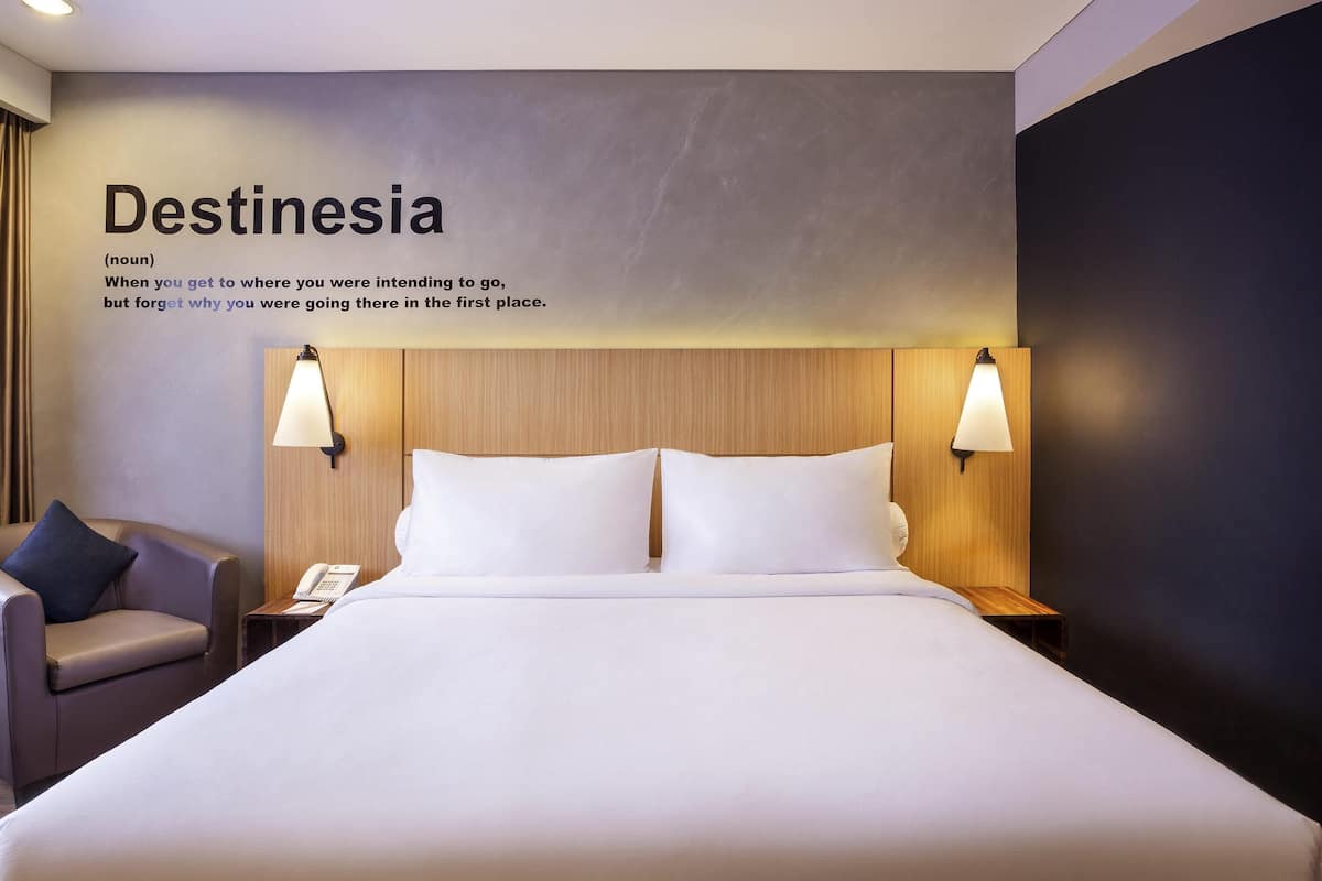 Standardzimmer, 1 Doppelbett | Hochwertige Bettwaren, Zimmersafe, Schreibtisch, schallisolierte Zimmer