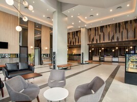 Sala de estar en el lobby