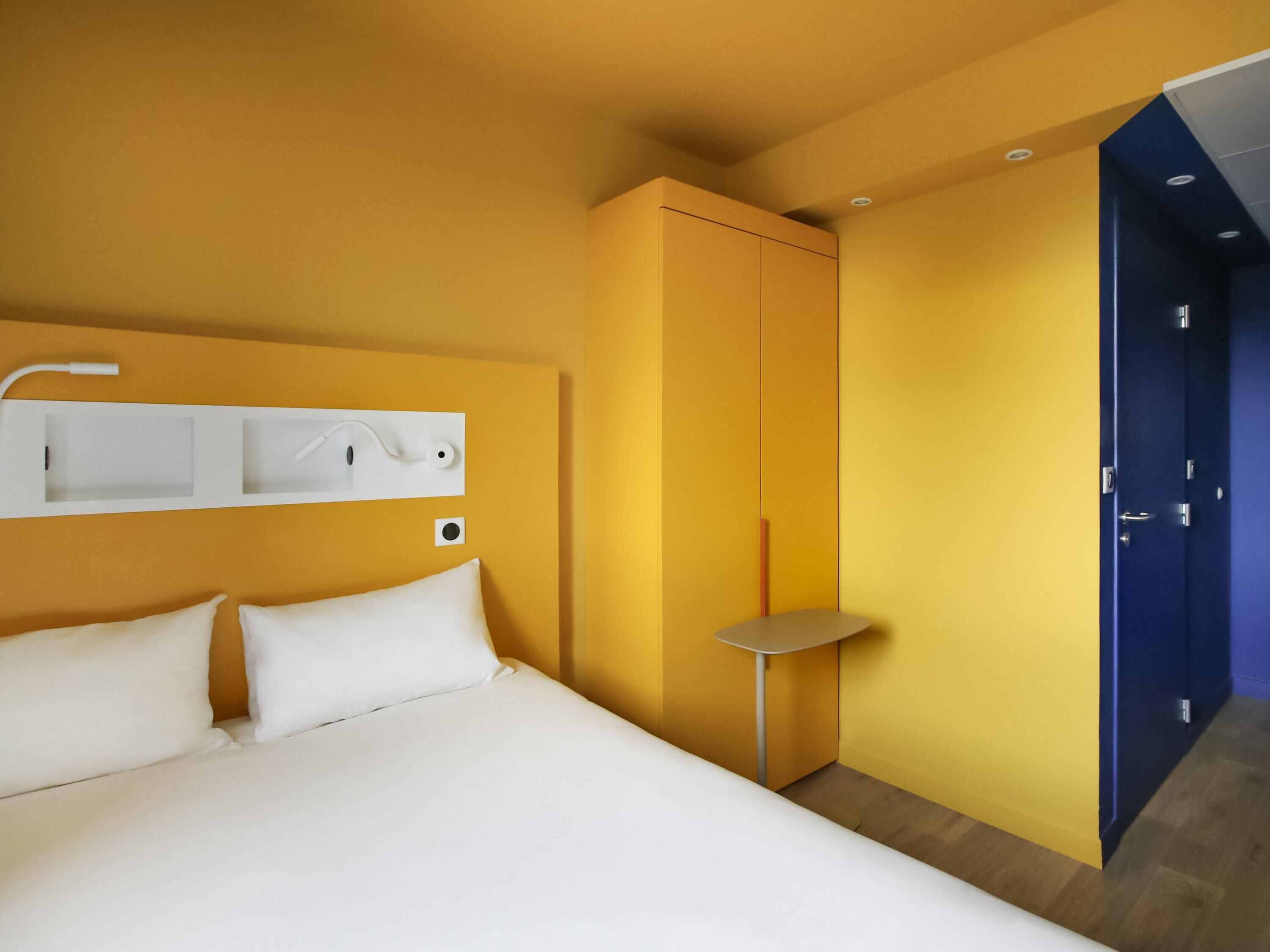 Triple Room, Multiple Beds