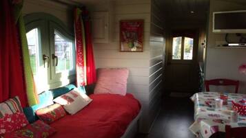 Bungalow Confort, 1 chambre (Roulotte) | Chambres insonorisées, Wi-Fi gratuit, draps fournis