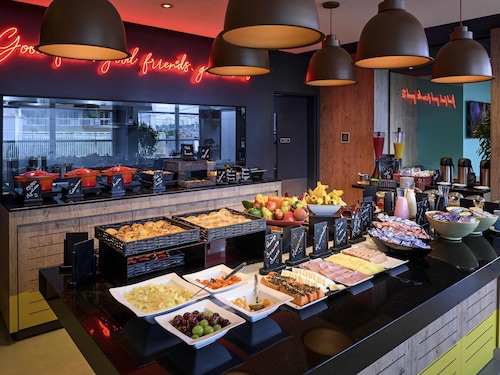 イビス サン パウロ タトゥアペ