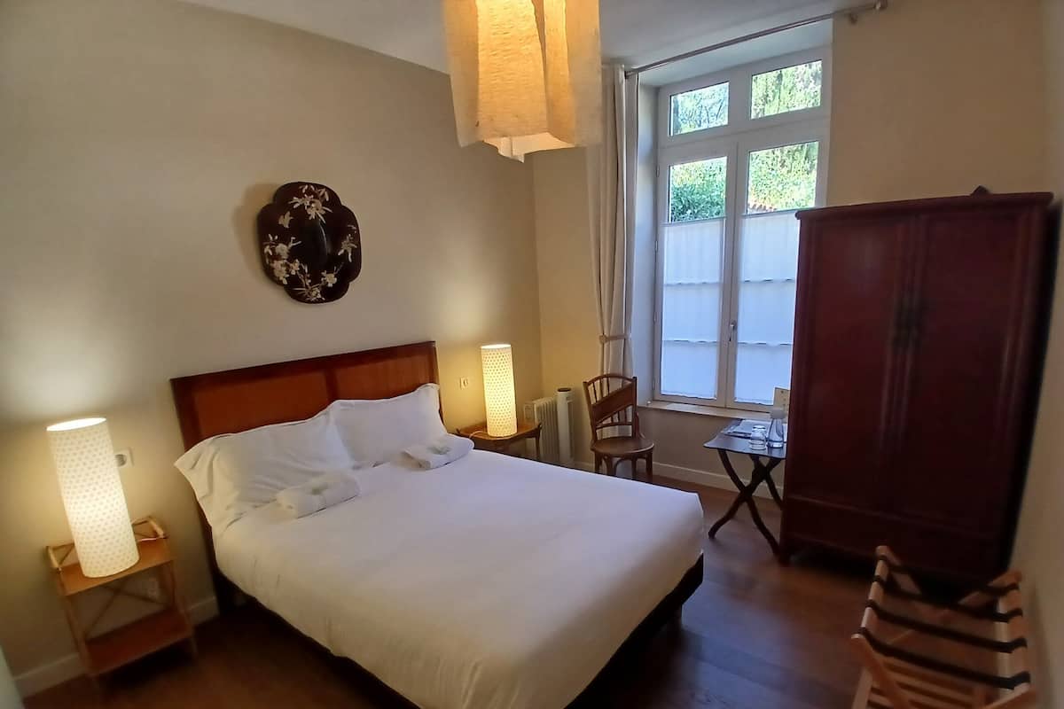 Kamar Double Mewah, ensuite, pemandangan kebun (Orient) | Seprai katun Mesir, seprai premium, dan tempat tidur Select Comfort