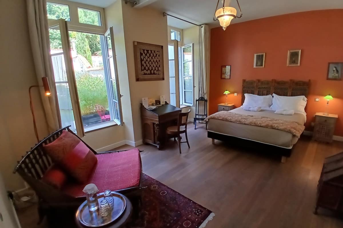 Kamar Double Eksklusif, ensuite, pemandangan kebun (Les Indes) | Seprai katun Mesir, seprai premium, dan tempat tidur Select Comfort