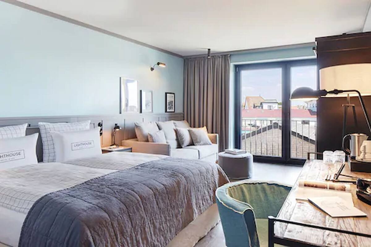 Bộ đồ giường cao cấp, minibar với thức uống miễn phí