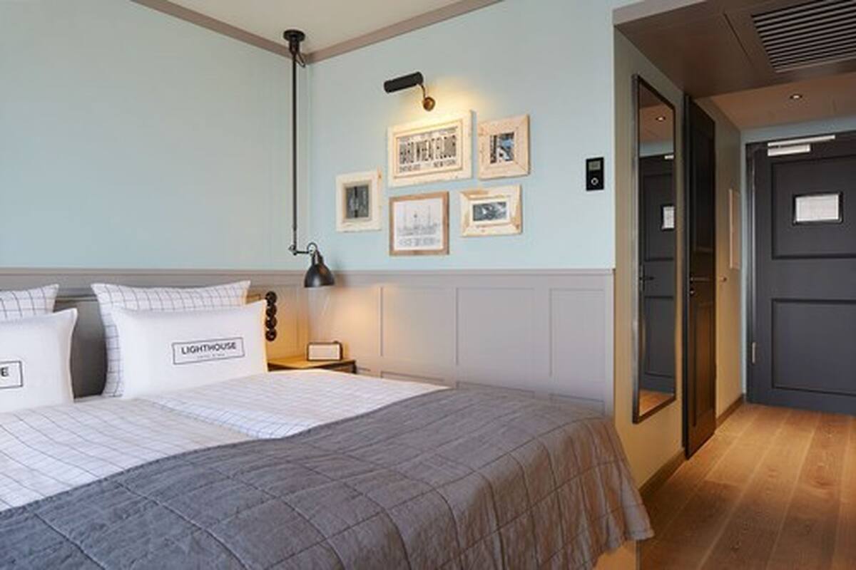 Bộ đồ giường cao cấp, minibar với thức uống miễn phí