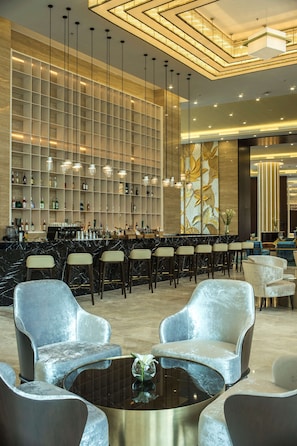 2 Bars/Lounges, Poolbar, Strandbar