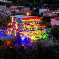 Fachada de la propiedad