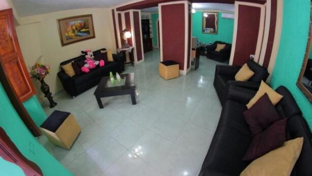 Lobby - Casa Barbara (Havana)