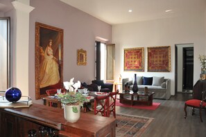 Luxury Apartment, Non Smoking | Living area