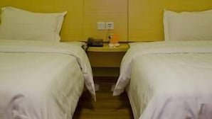 Room - 7 Days Inn (Guangzhou)
