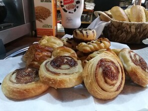 Breakfast buffet - Rural Rugama (Puerto del Rosario)