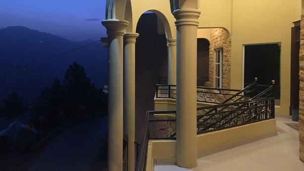 الإطلالة من المنشأة