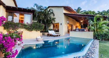 Villa Pelicanos by Tripwix