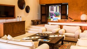 Superior Villa, 5 Bedrooms, Patio | Living area - 	 Villa Avanti by Tripwix (Mezcales)