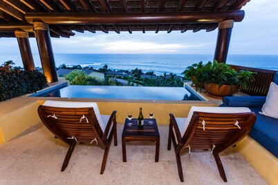 Villa Mar y Cielo by Tripwix