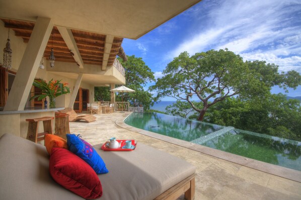Panoramic Villa, 5 Bedrooms, Ocean View | Terrace/patio