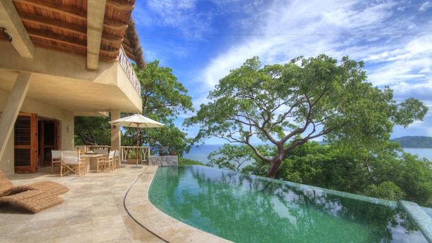 Unclassified image, 1 of 46, button - Casa Pura Vida  by Tripwix (Sayulita)