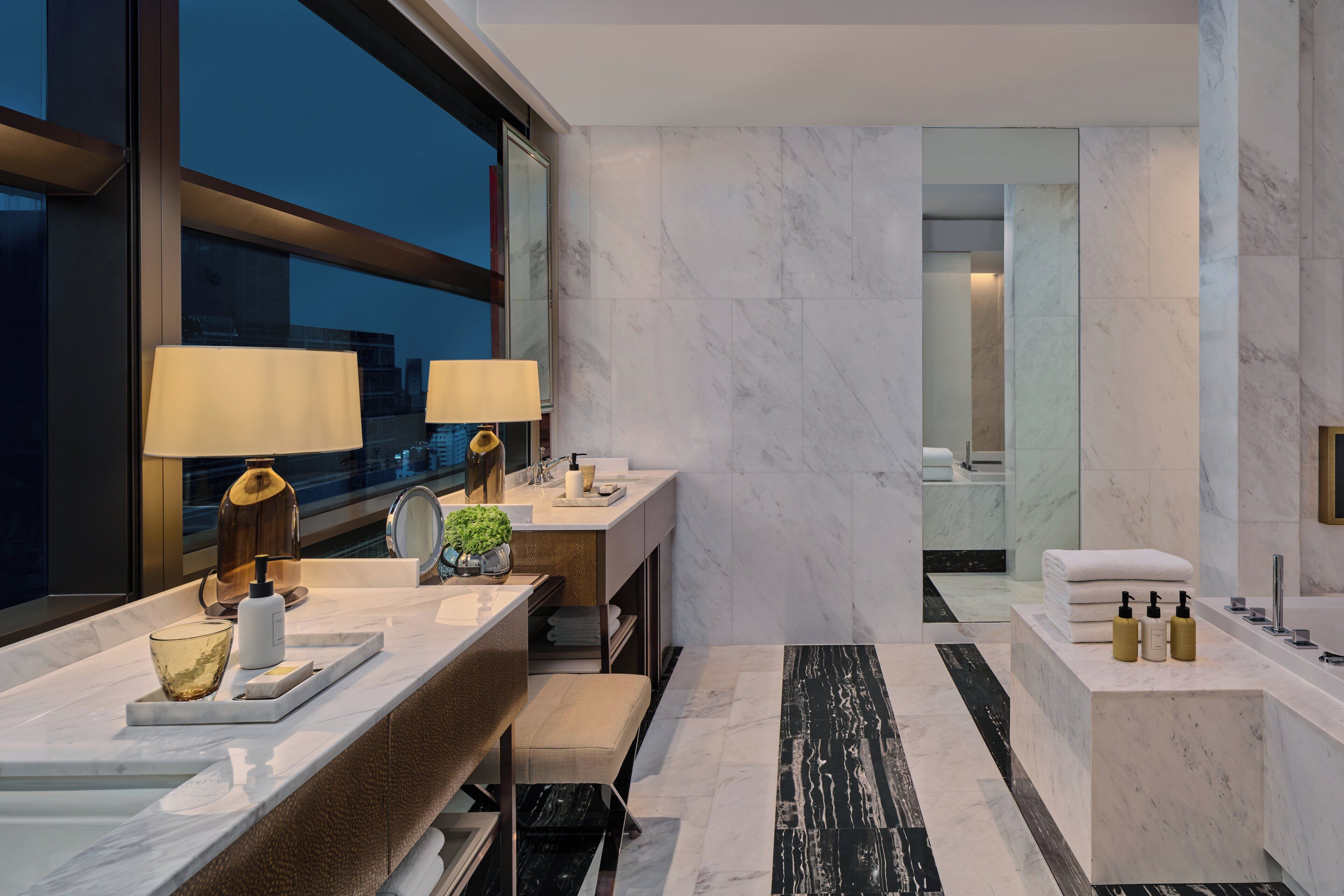 Photo - Rosewood Bangkok