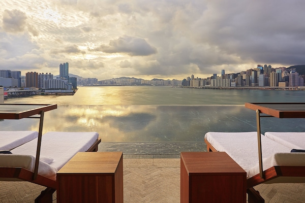 Outdoor pool, pool loungers