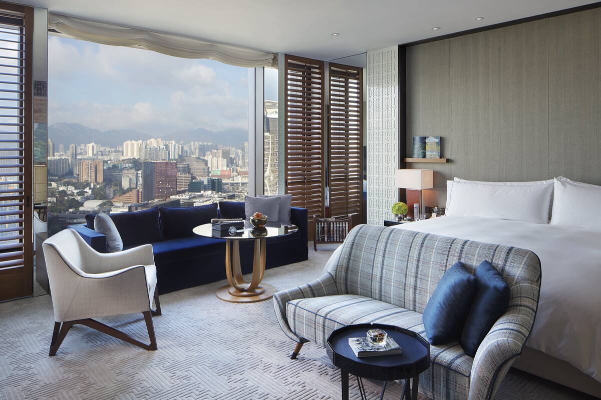 Egyptian cotton sheets, premium bedding, minibar, in-room safe