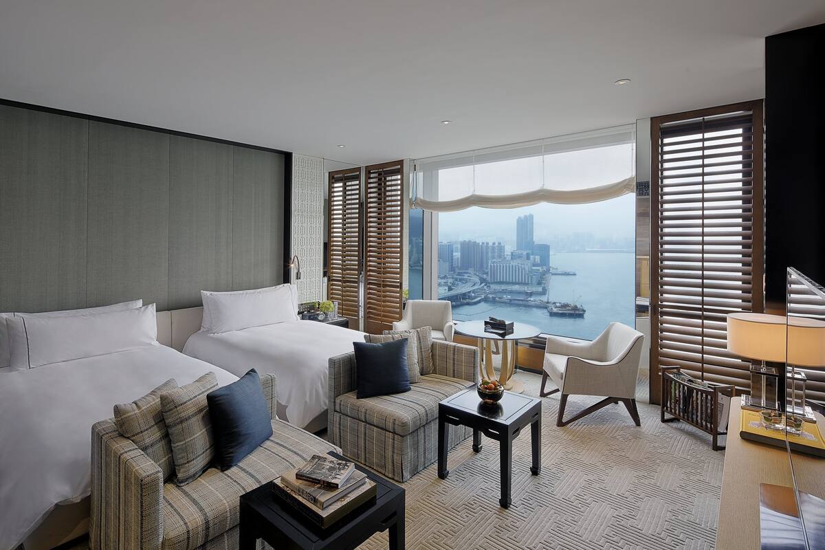 Egyptian cotton sheets, premium bedding, minibar, in-room safe