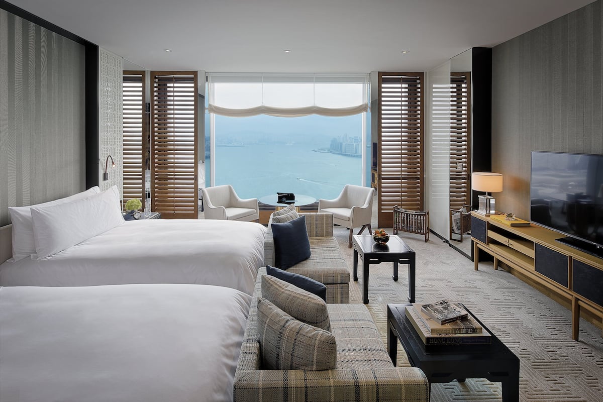 1 bedroom, egyptian cotton sheets, premium bedding, minibar