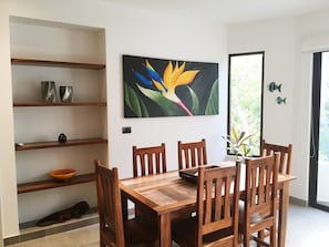 Family Apartment, Multiple Beds, Accessible, Non Smoking | In-room dining