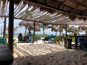 Bar sur la plage