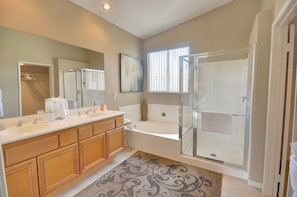 Bathroom - Bella Baranda (Palm Desert)