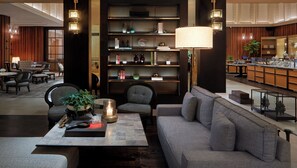 Interior - Rosewood Yangon (Yangon)
