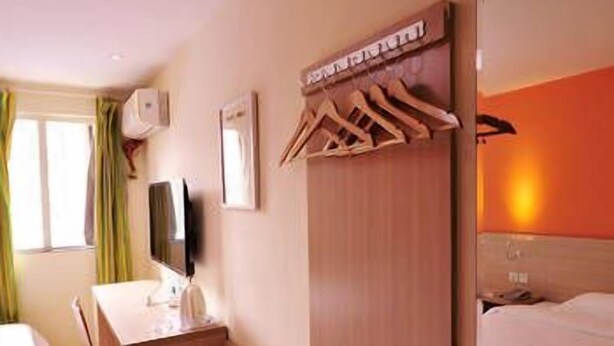 Room - 7 Days Inn (Guiyang)