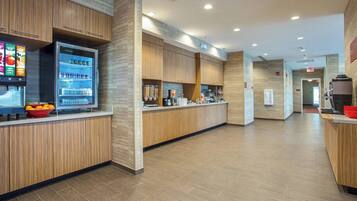 Petit déjeuner buffet compris tous les jours