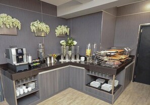 Local and international cuisine - qp Hotels Trujillo (Víctor Larco Herrera)