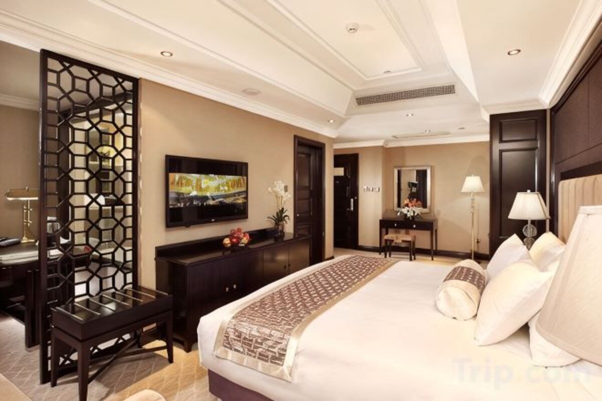 Excutive Suite