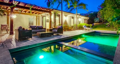 Tropical 5BR La Jolla Retreat by NamaStay
