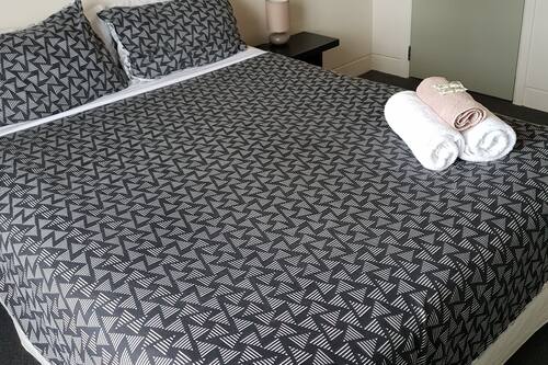Standard Double Room, Ensuite