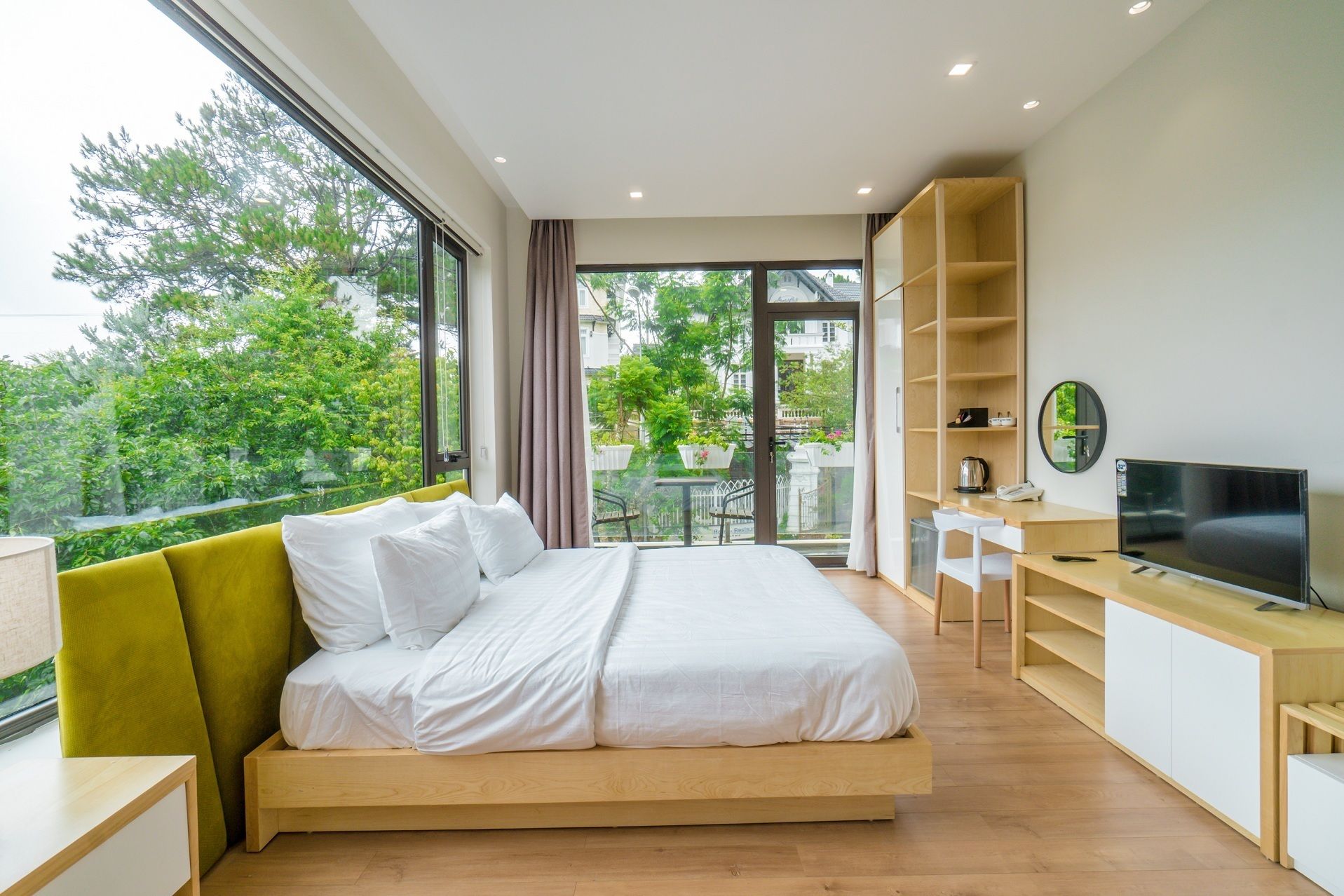 superior double or twin room, 1 bedroom, hill view | desk, blackout curtains, iron/ironing board, free cots/infant beds