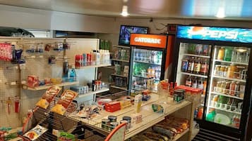 Snack bar