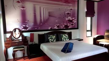 Superior Double Room with Balcony | In-room safe, blackout drapes, free WiFi