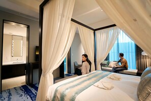 Large Double Room - Non-Smoking | Down duvets, in-room safe, blackout curtains, soundproofing - The Gate Hotel Tokyo By HULIC (Tokyo)