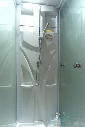Douche de la salle de bain