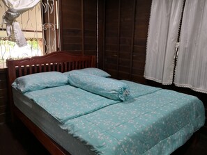 Kamar Double Standar, 1 Tempat Tidur Double, Bebas Asap Rokok | Wi-Fi gratis