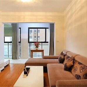 Room - Sweetome Vacation Apartment (Yichang)