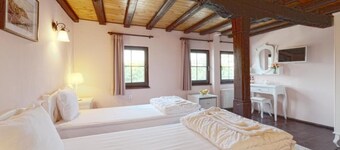 HiStory INN Unique Guest House