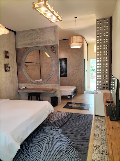 Baan Hotelier Resort